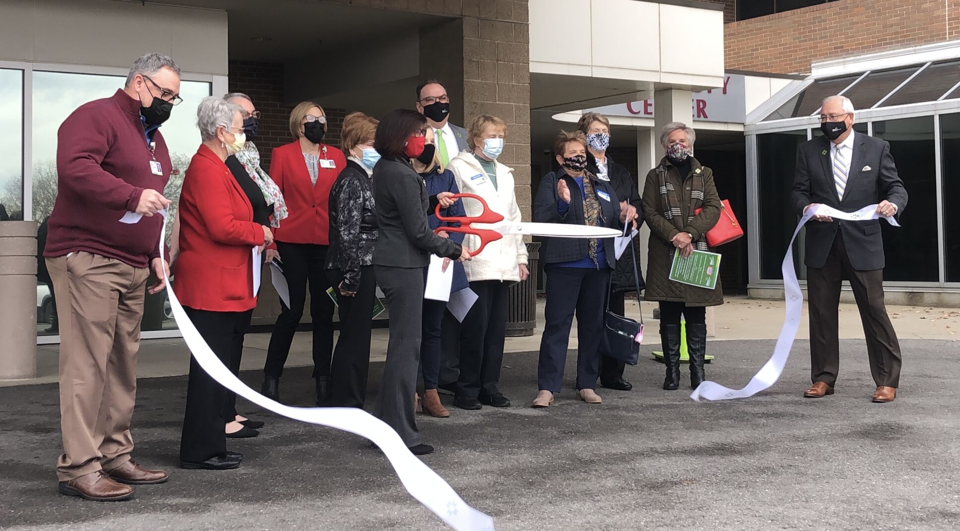 Mon Santé ribbon cutting, accreditation of the geriatric emergency department